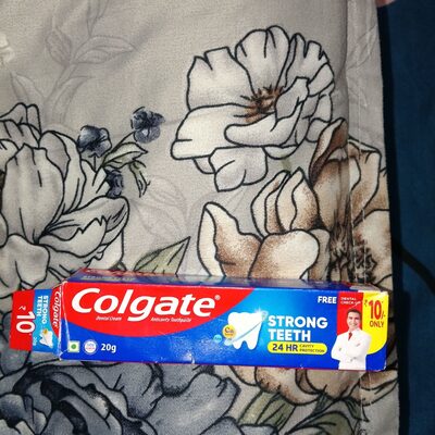 Colgate strong theeth