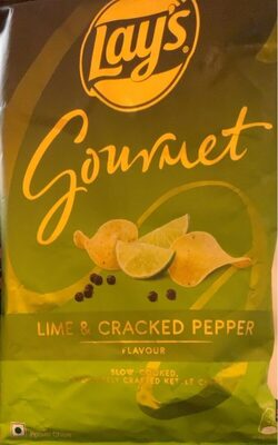 Gourmet limed and cracked pepper chips