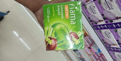 Fiama lemongrass & jojoba
